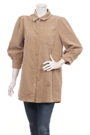 Риза PRETTYLITTLETHING