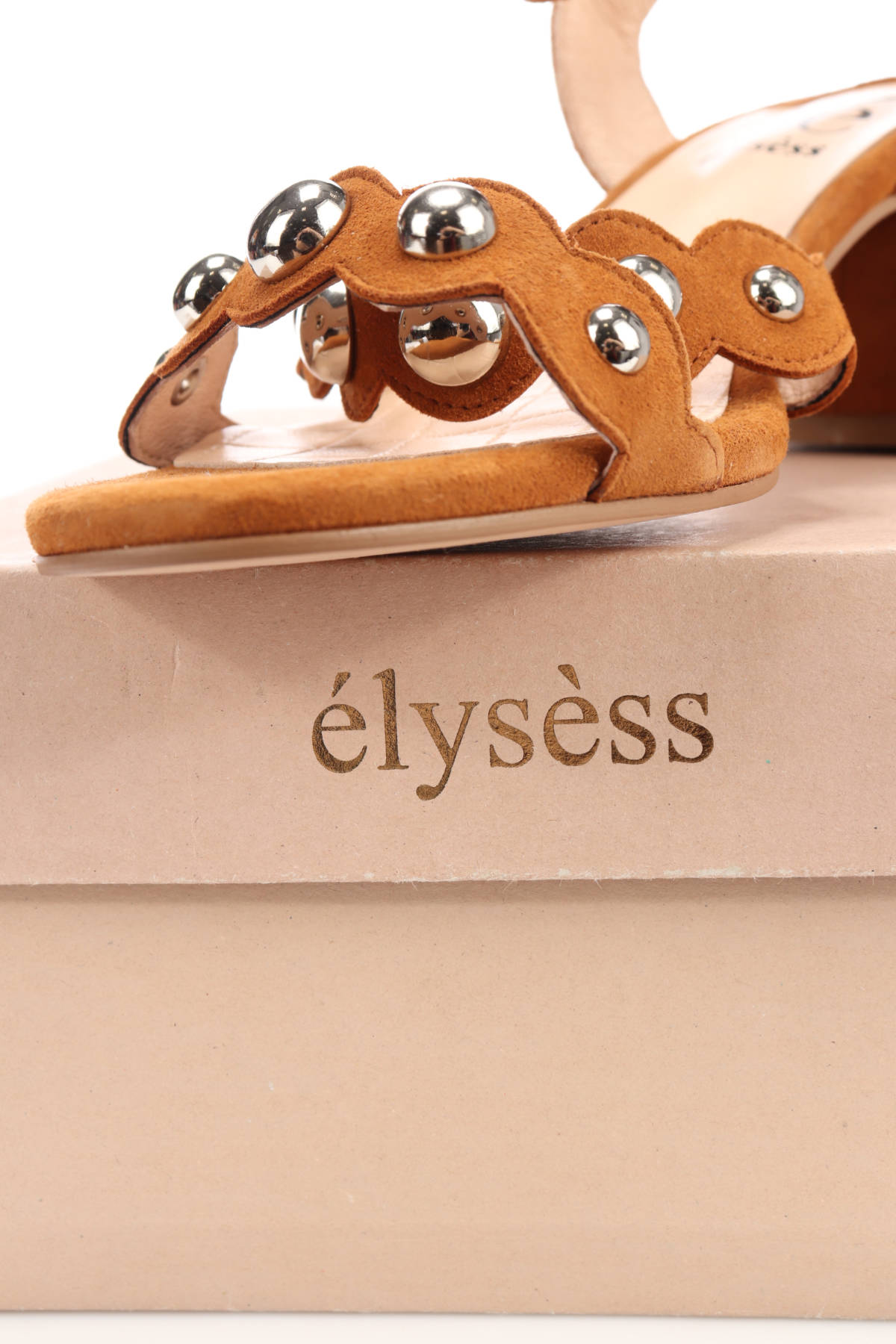 Сандали на ток ELYSESS4