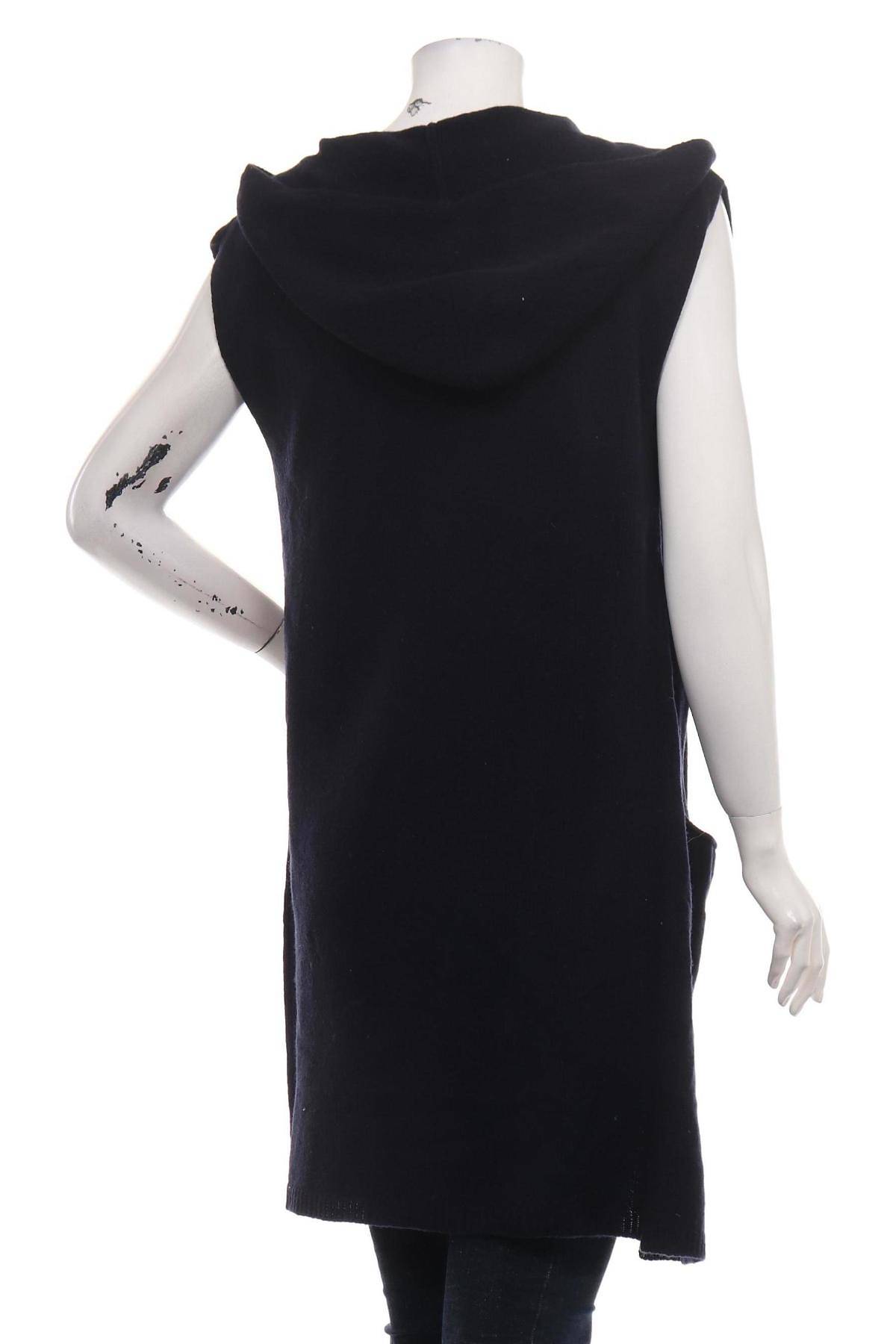 Плетен елек MONARI2