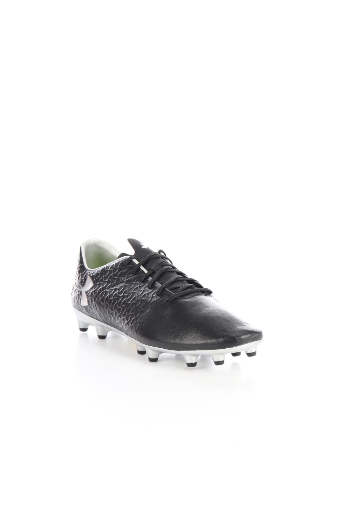 Футболни обувки UNDER ARMOUR2