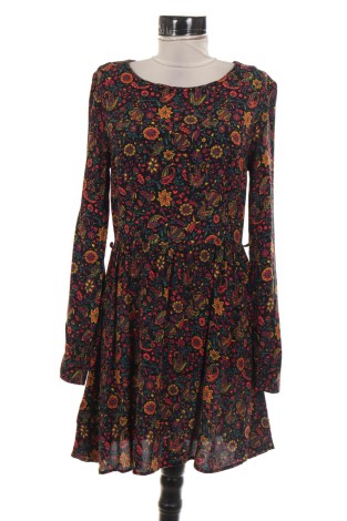 Рокля FOREVER 21 - Mania Рокля FOREVER 21