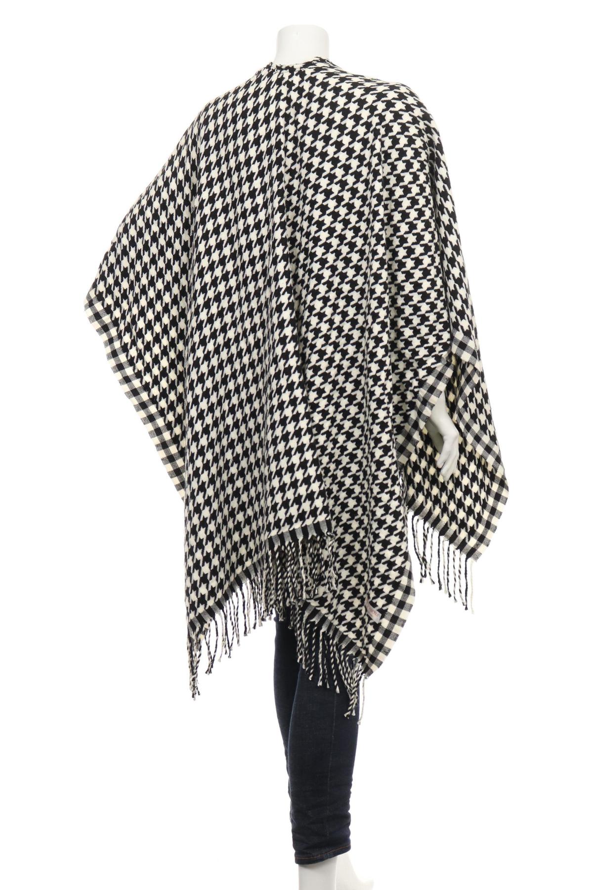 Жилетка NO NAME2