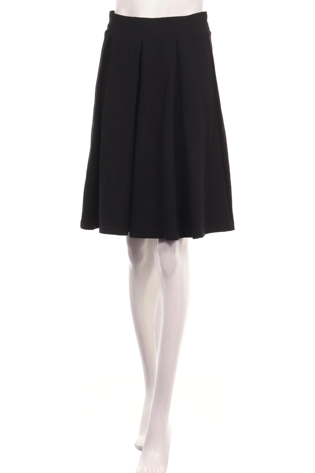 Пола ANNA FIELD1