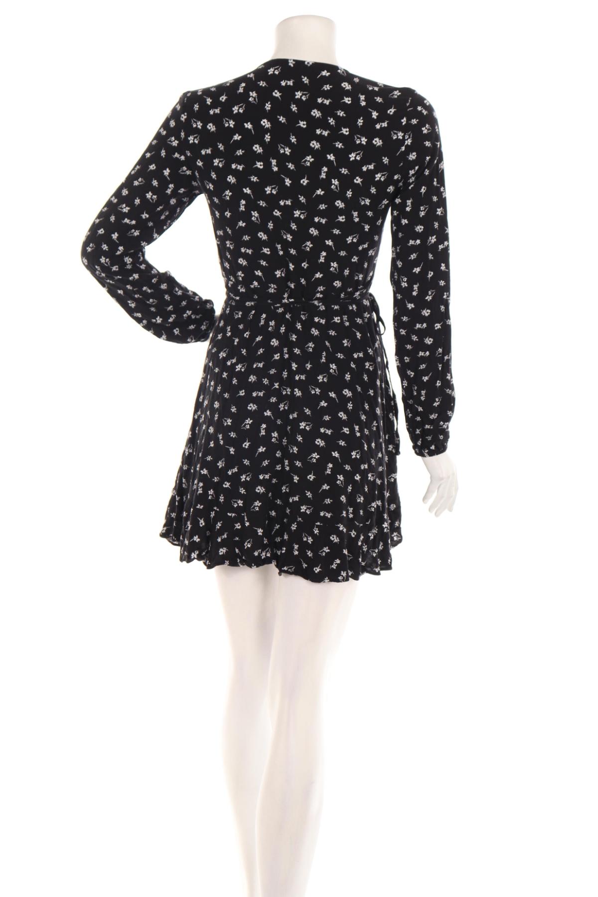 Ежедневна рокля NO NAME2