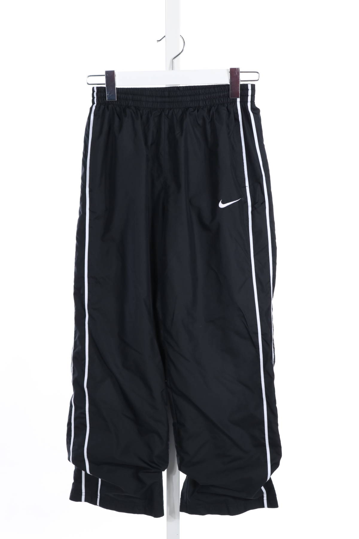 Детско спортно долнище Nike1 - Mania Детско спортно долнище Nike1