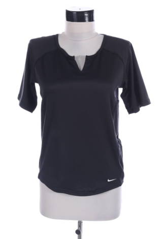 Спортна тениска Nike - Mania Спортна тениска Nike