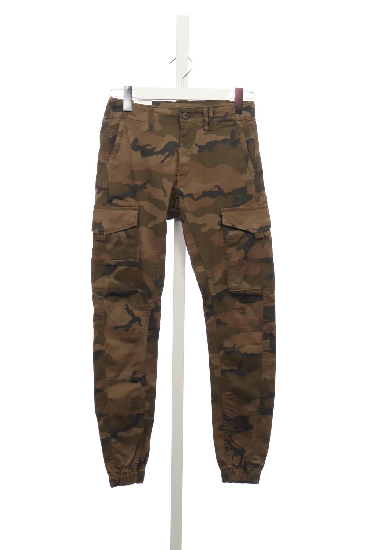 Спортен панталон JACK & JONES1