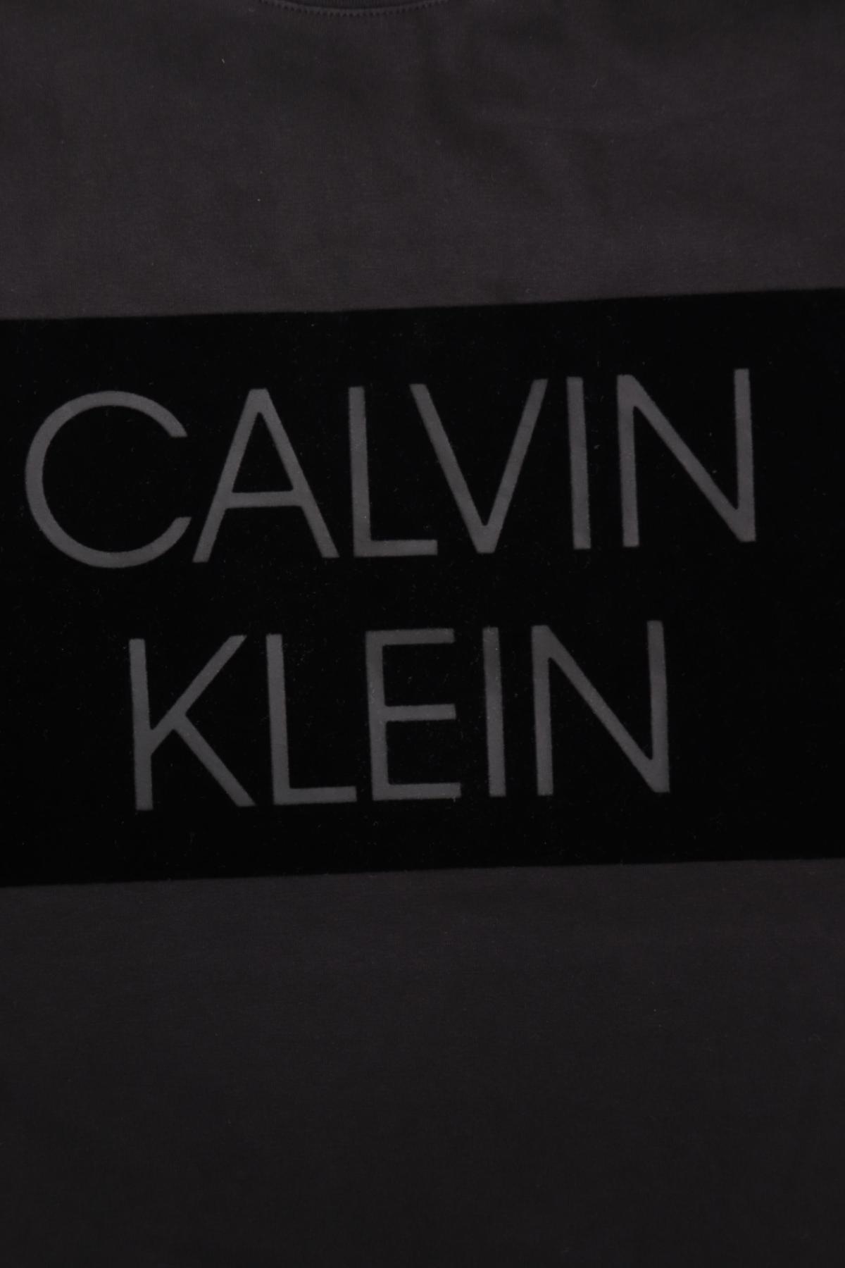 Тениска с щампа CALVIN KLEIN4