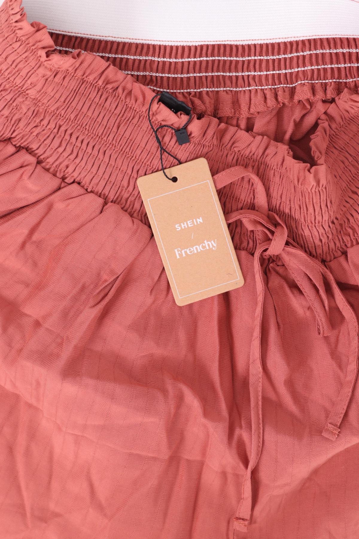 Къси панталони SHEIN3