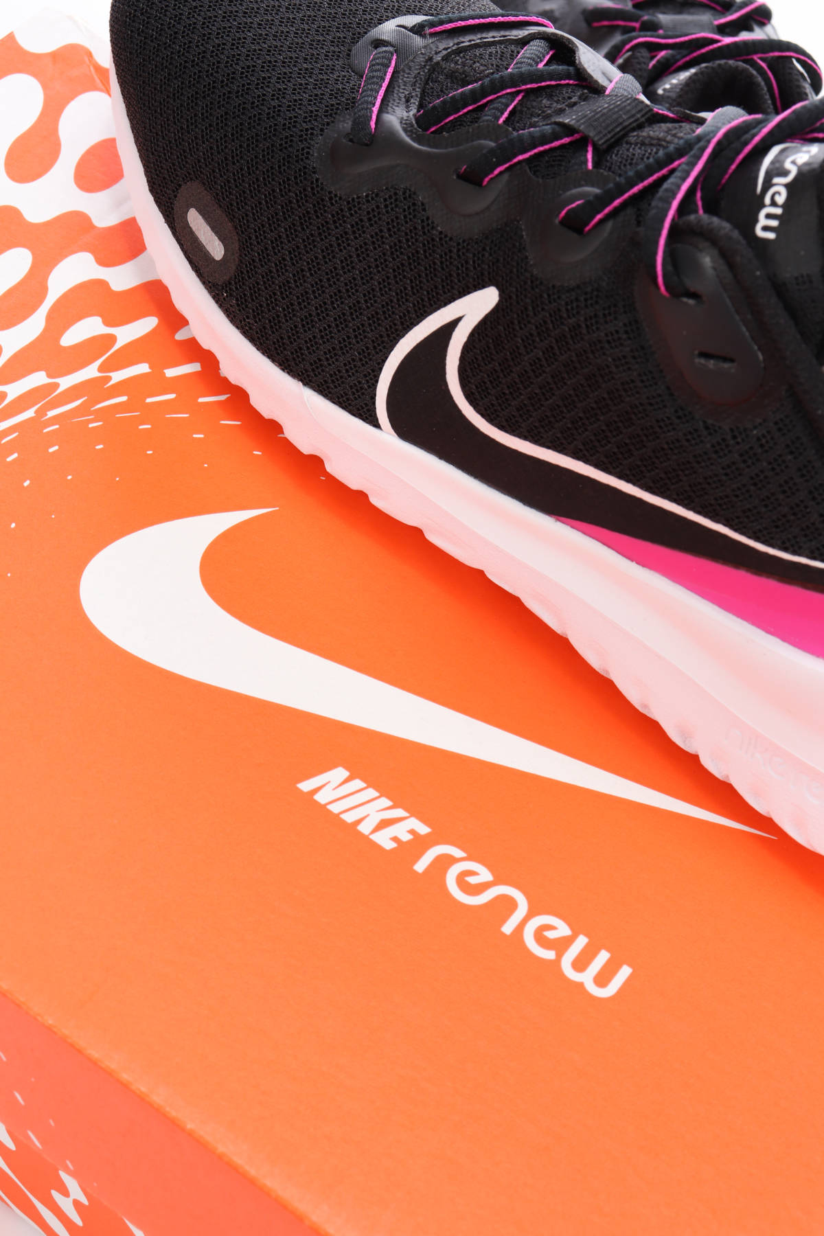 Маратонки Nike4 - Mania Маратонки Nike4