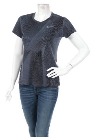 Спортна тениска NIKE - Mania Спортна тениска NIKE