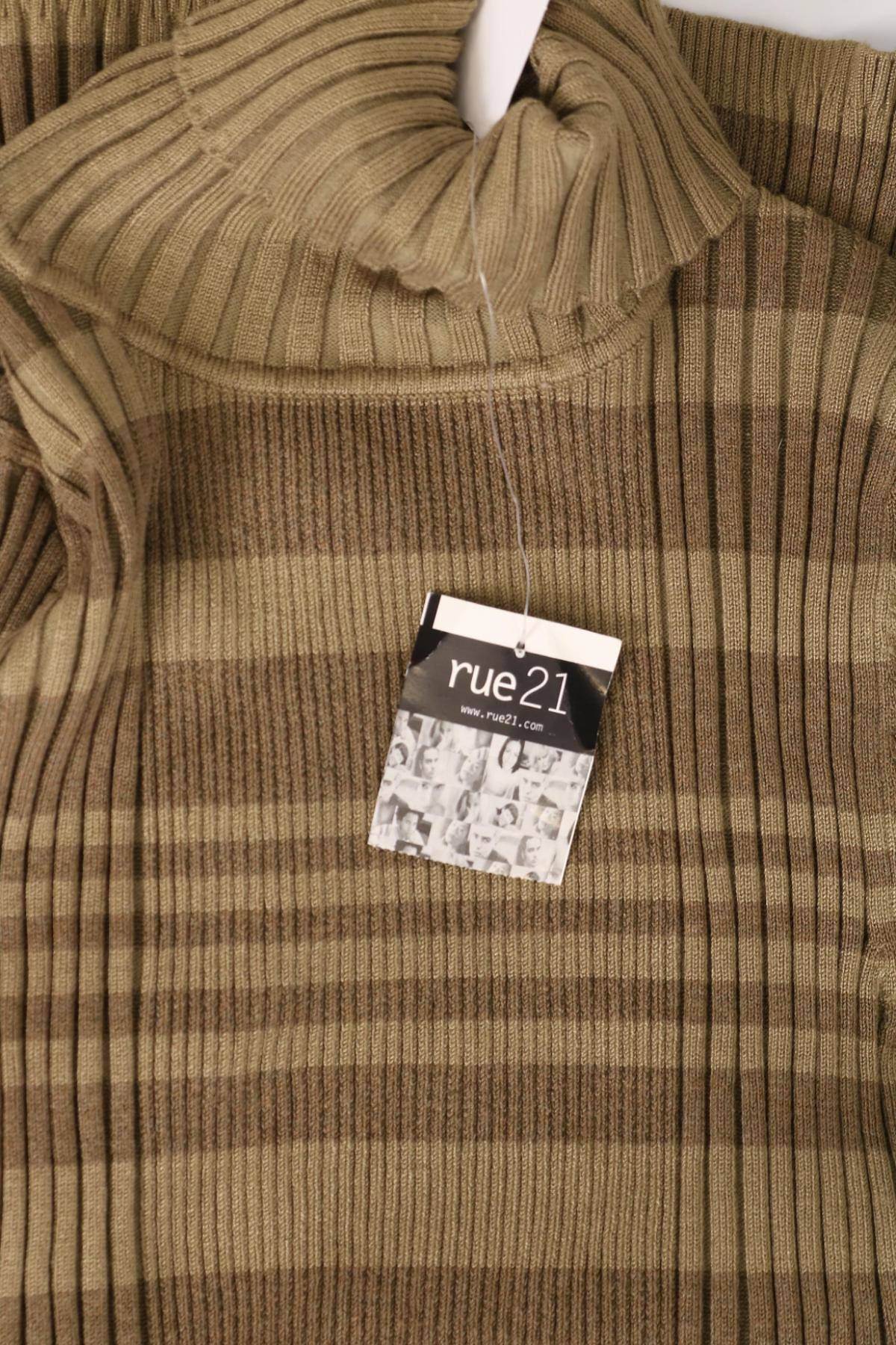 Пуловер с поло яка RUE 213