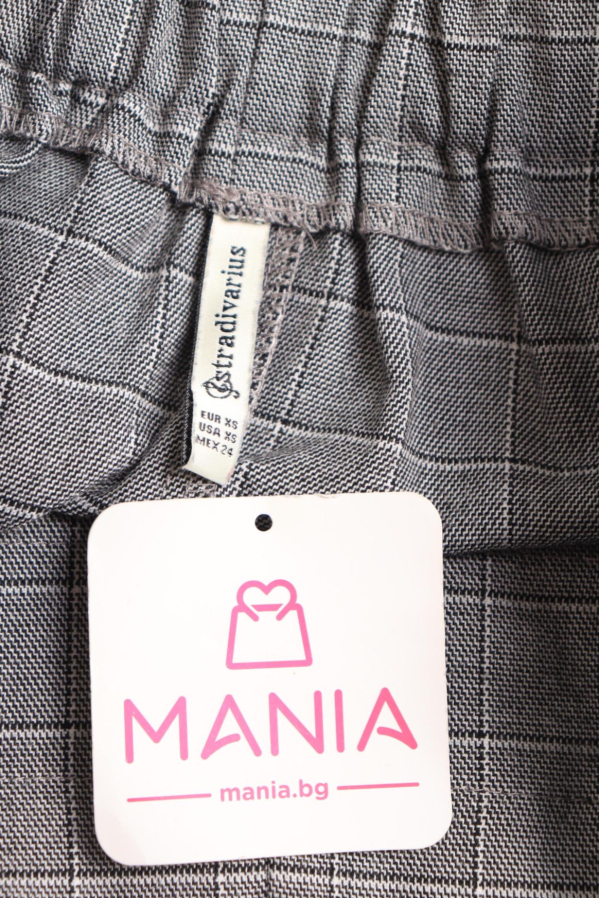 Къси панталони STRADIVARIUS3