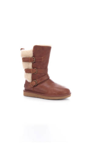 Ботуш UGG - Mania Ботуш UGG