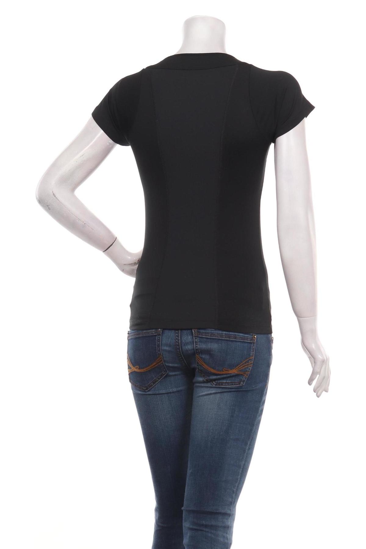 Спортна тениска NIKE2