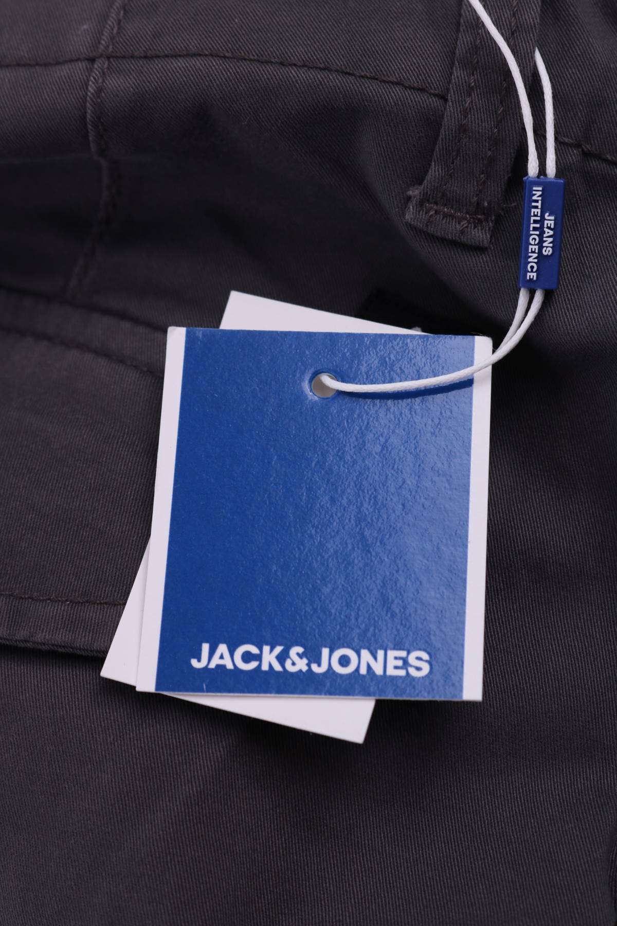Спортен панталон JACK & JONES4