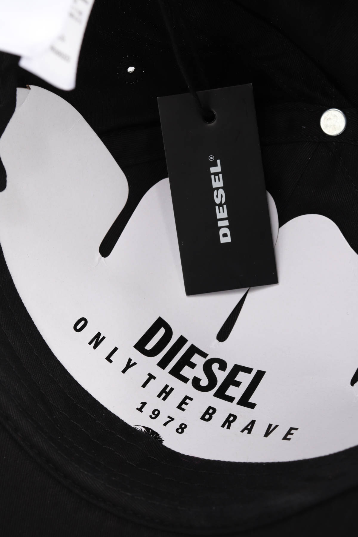 Шапка DIESEL4 - Mania Шапка DIESEL4