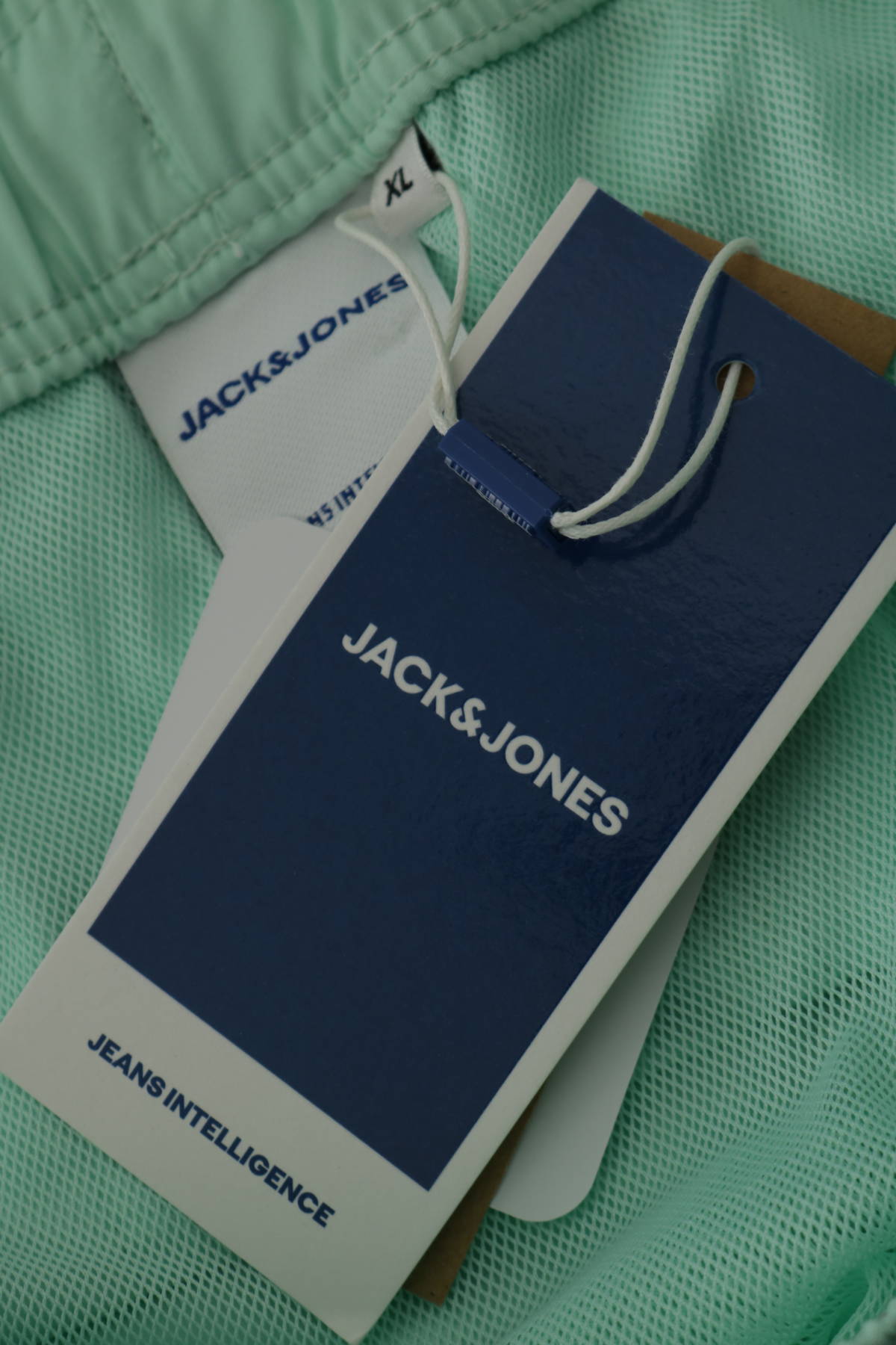 Спортни къси панталони JACK & JONES3