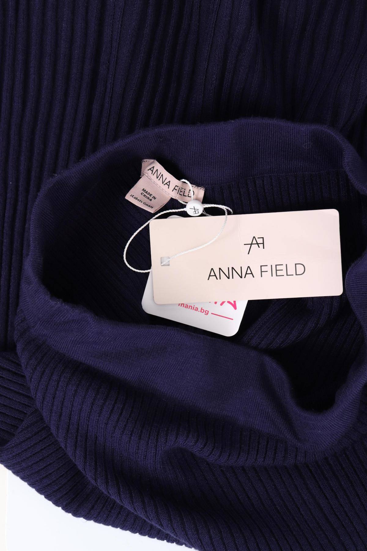 Пола ANNA FIELD3