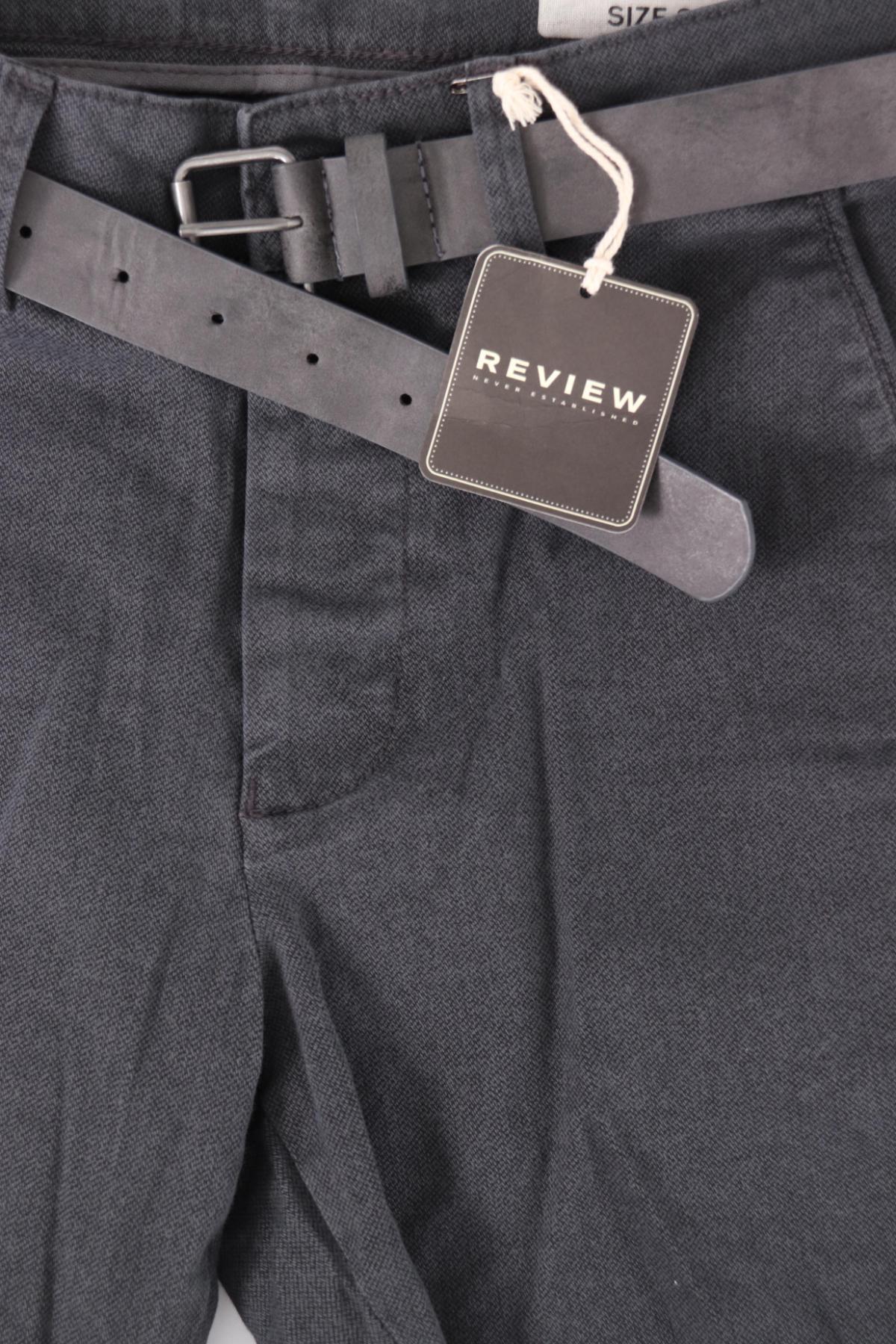 Къси панталони REVIEW3