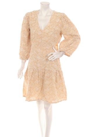 Официална рокля B.YOUNG