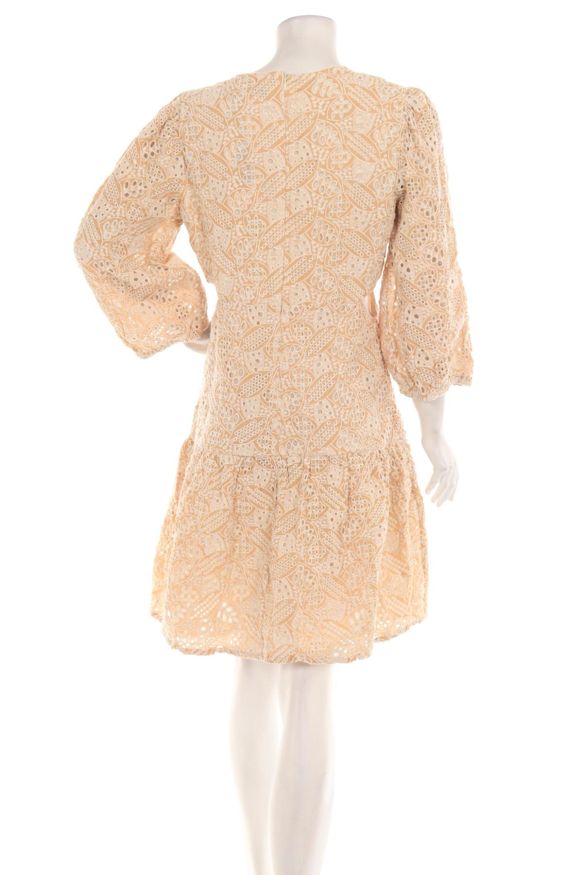 Официална рокля B.YOUNG2