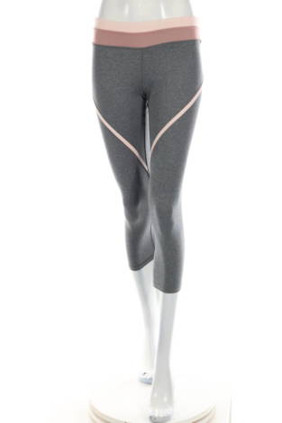Спортен клин Charlotte Russe - Mania Спортен клин Charlotte Russe