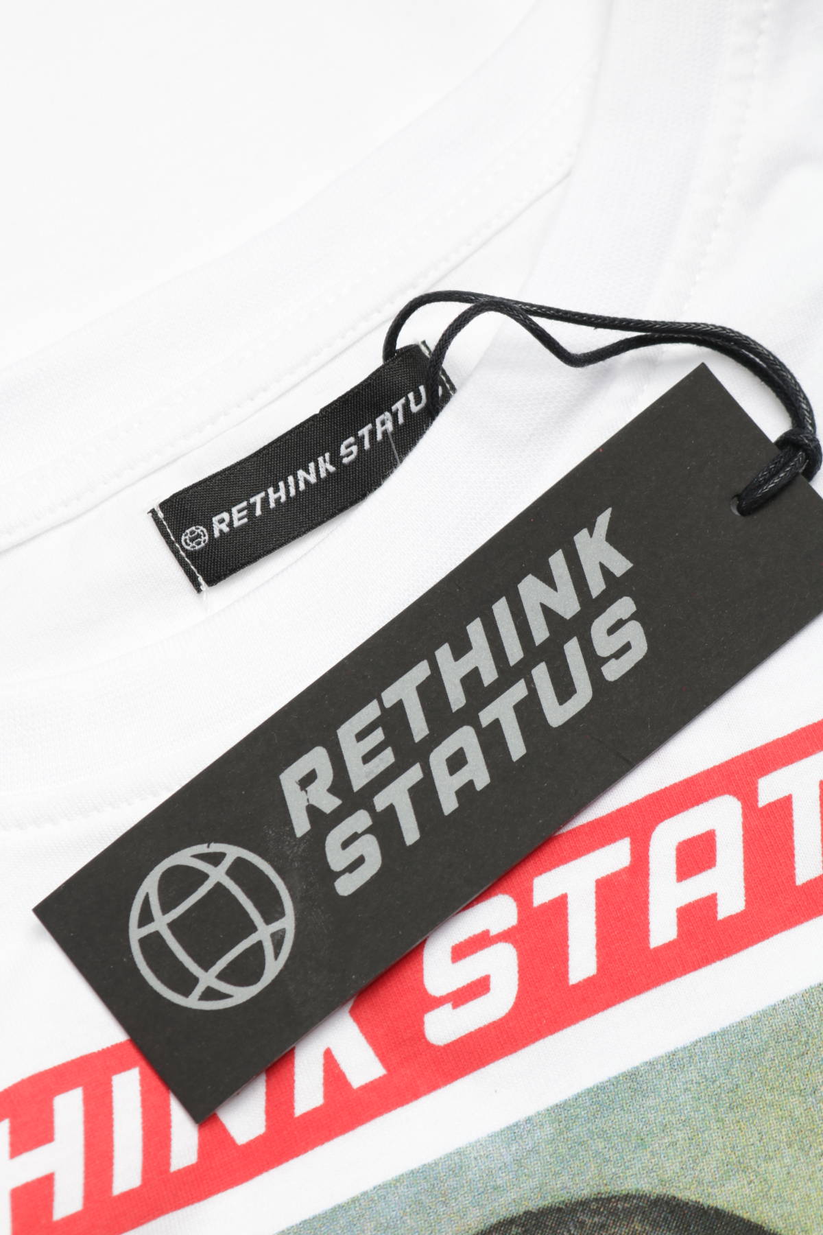 Тениска с щампа RETHINK STATUS3