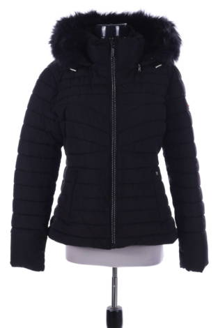Зимно яке Guess - Mania Зимно яке Guess