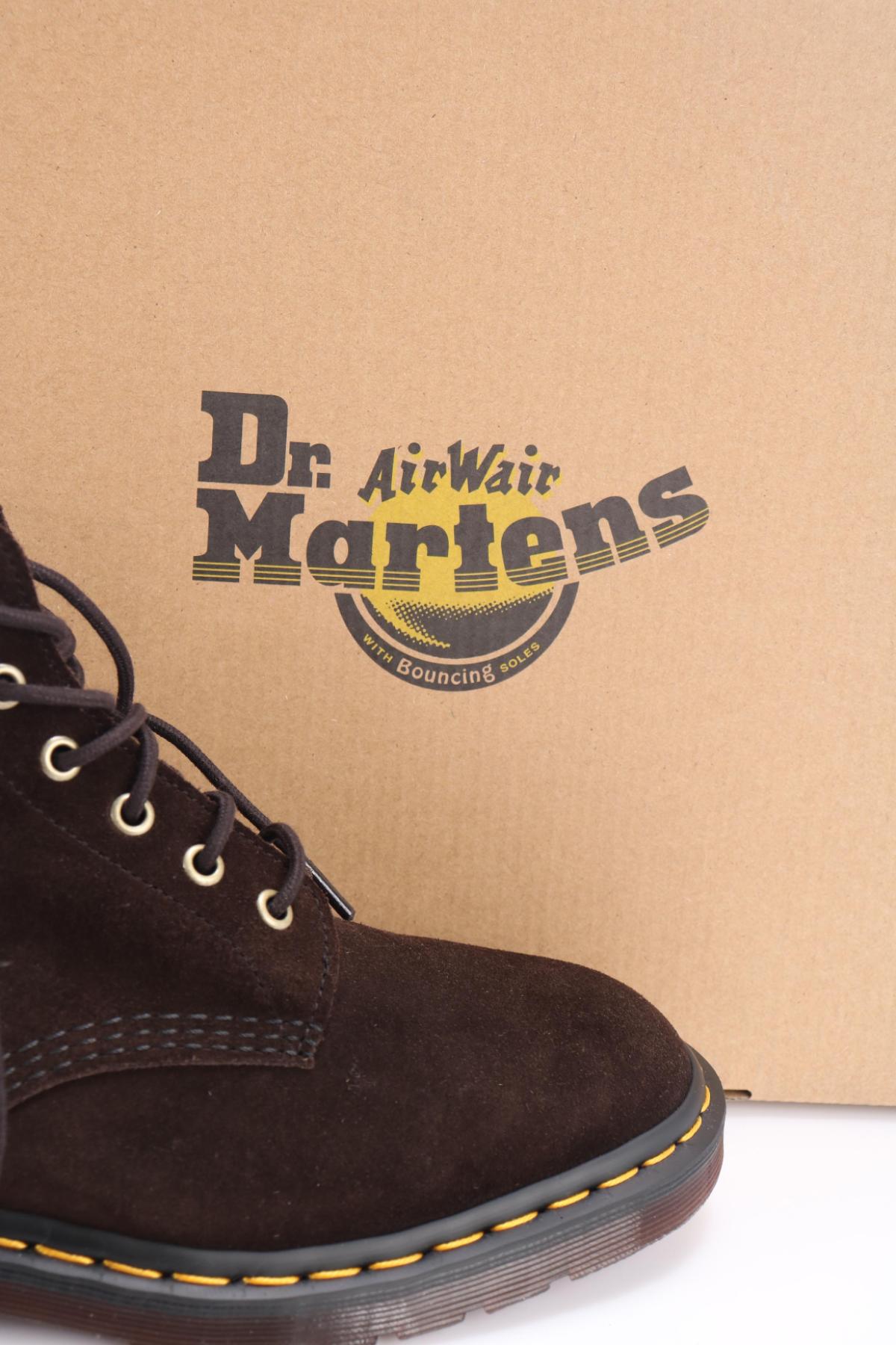 Боти DR. MARTENS4