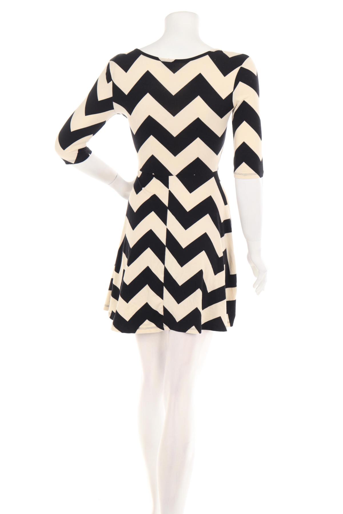 Ежедневна рокля RUE 212