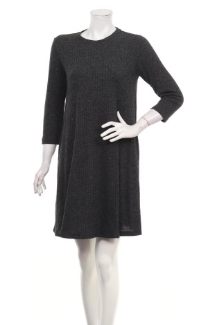 Ежедневна рокля UNIQLO