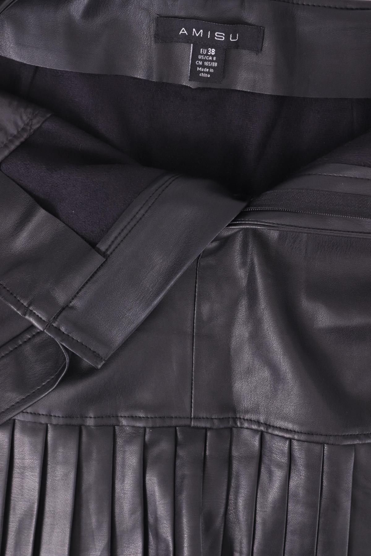 Кожена пола AMISU3