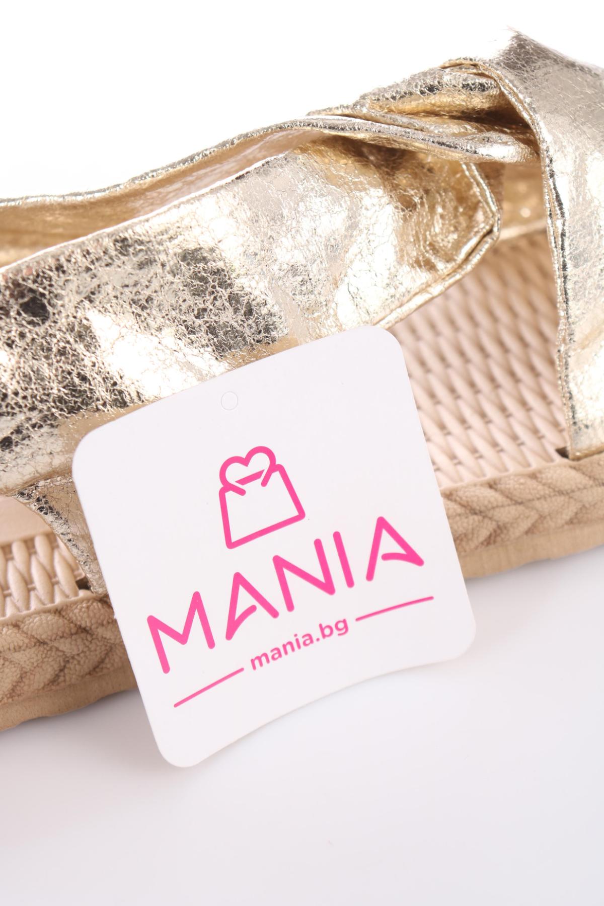 Сандали NO NAME4