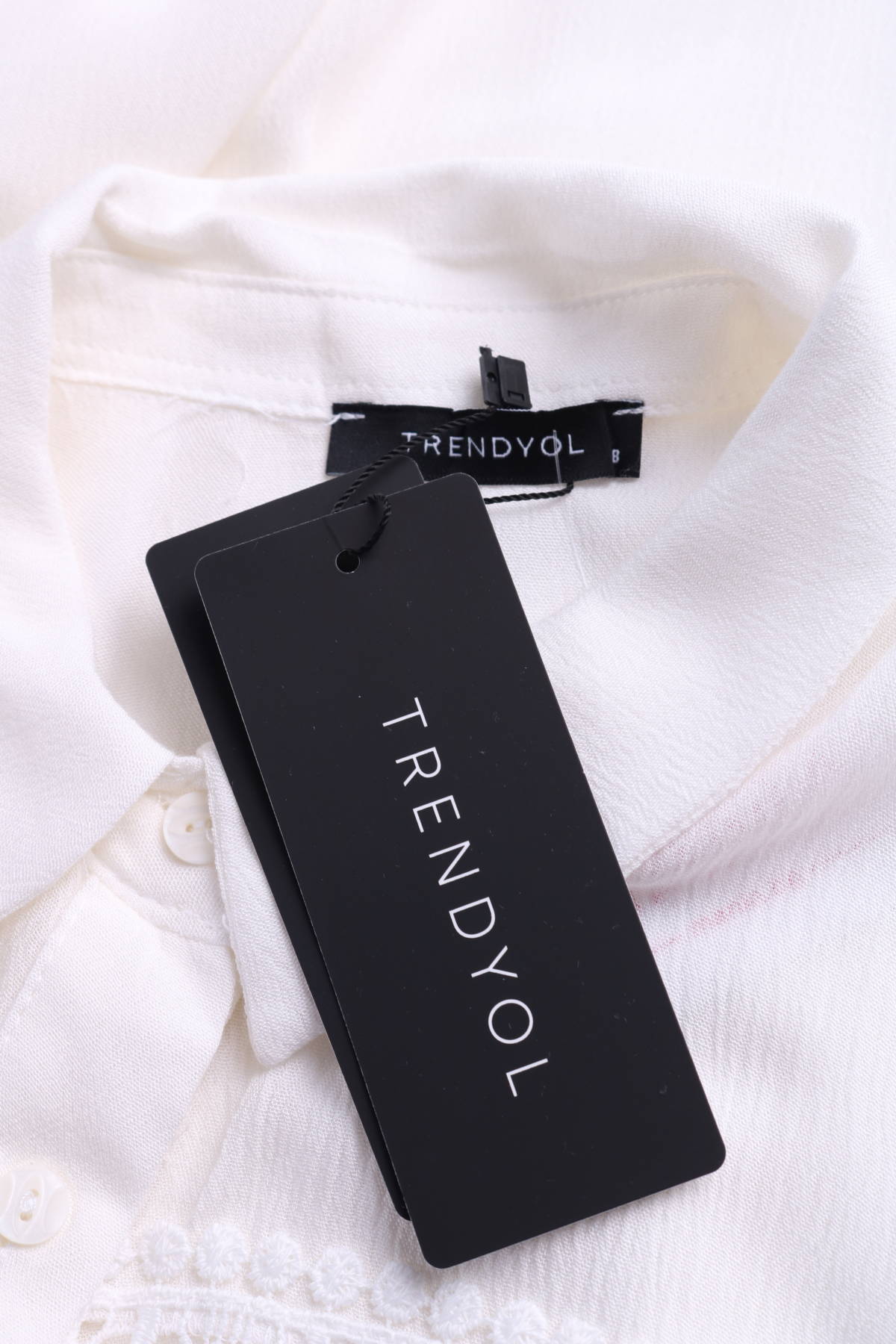 Официална риза TRENDYOL3