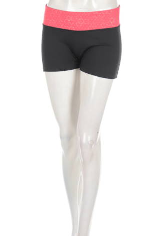 Спортни къси панталони UNDER ARMOUR - Mania Спортни къси панталони UNDER ARMOUR