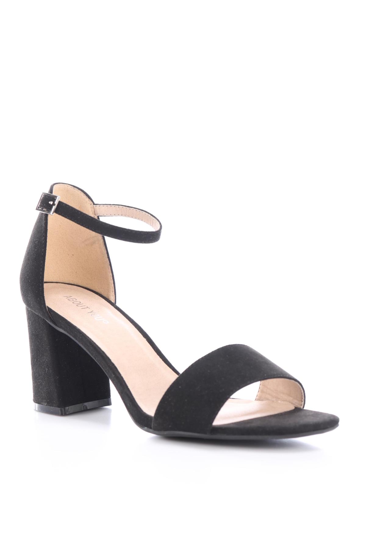 Сандали на ток ABOUT YOU2