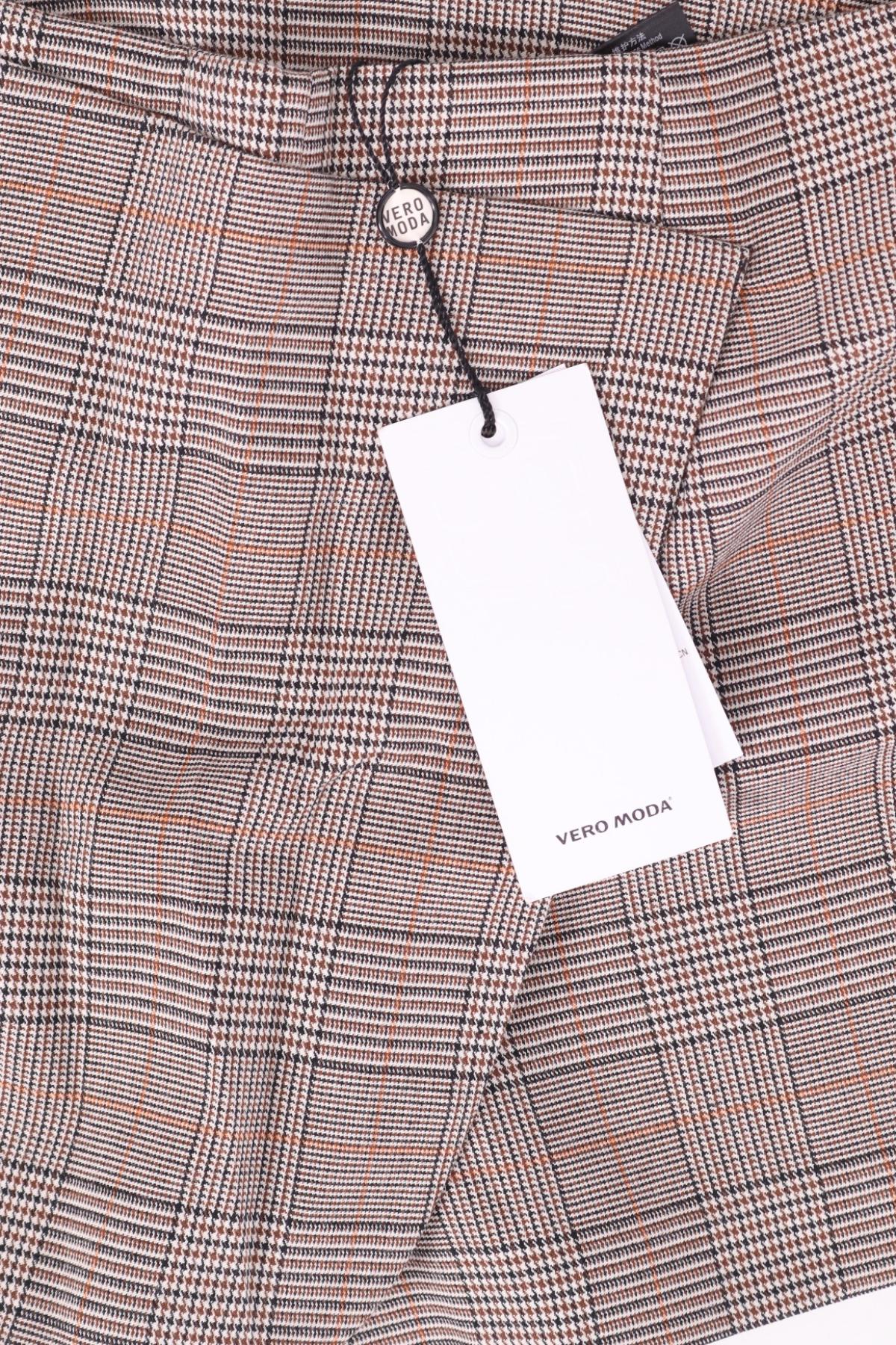 Къси панталони VERO MODA3