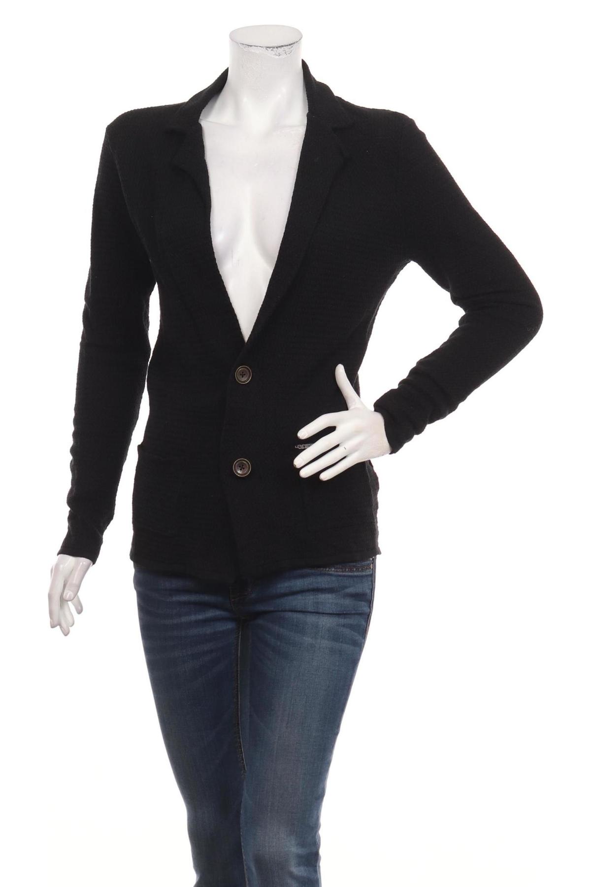 Жилетка GUESS1