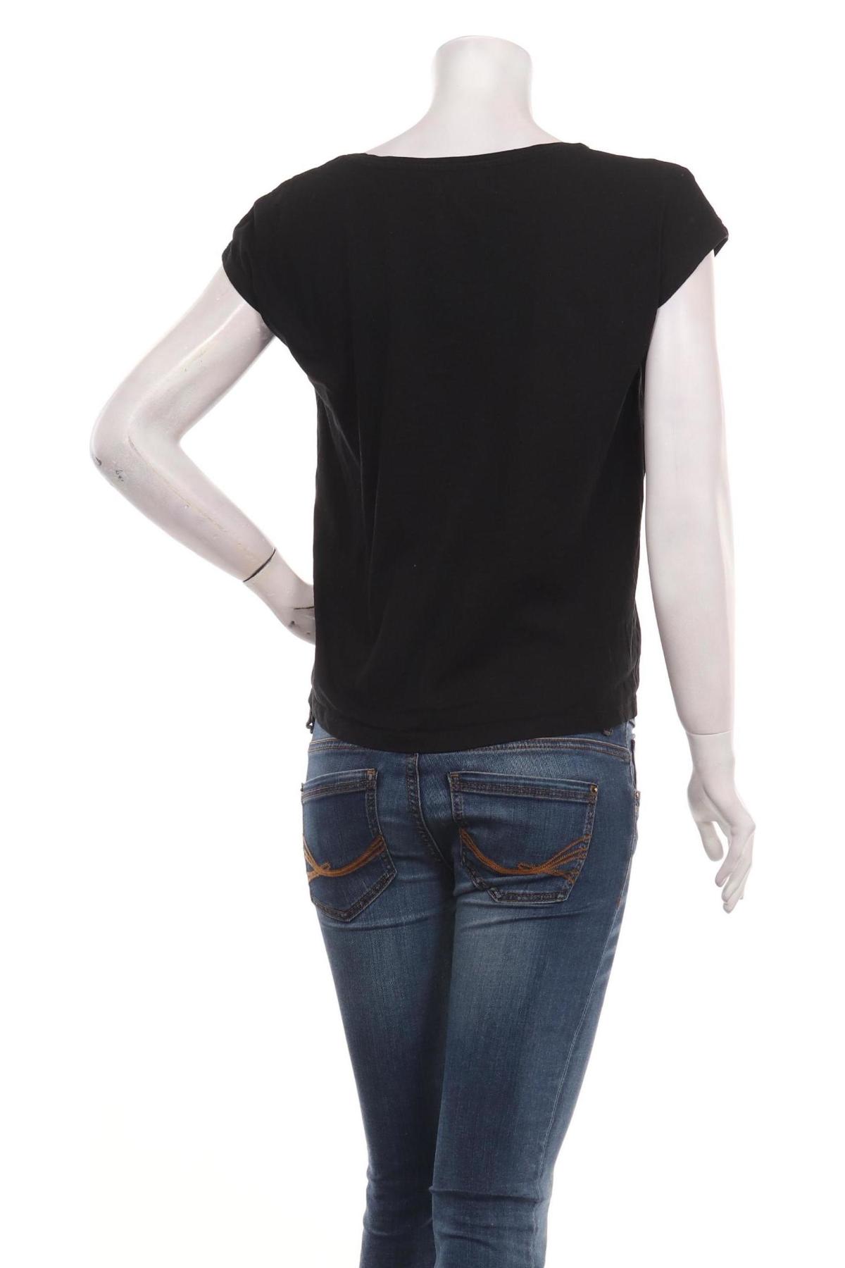 Тениска с щампа RESERVED2