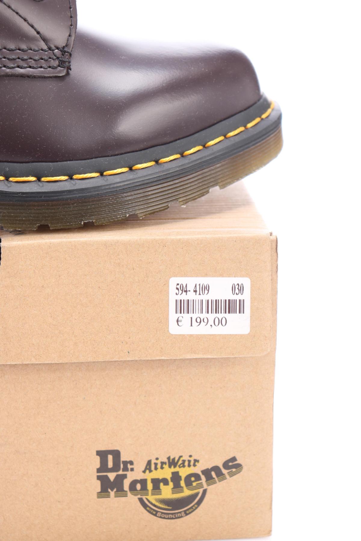 Боти DR. MARTENS4