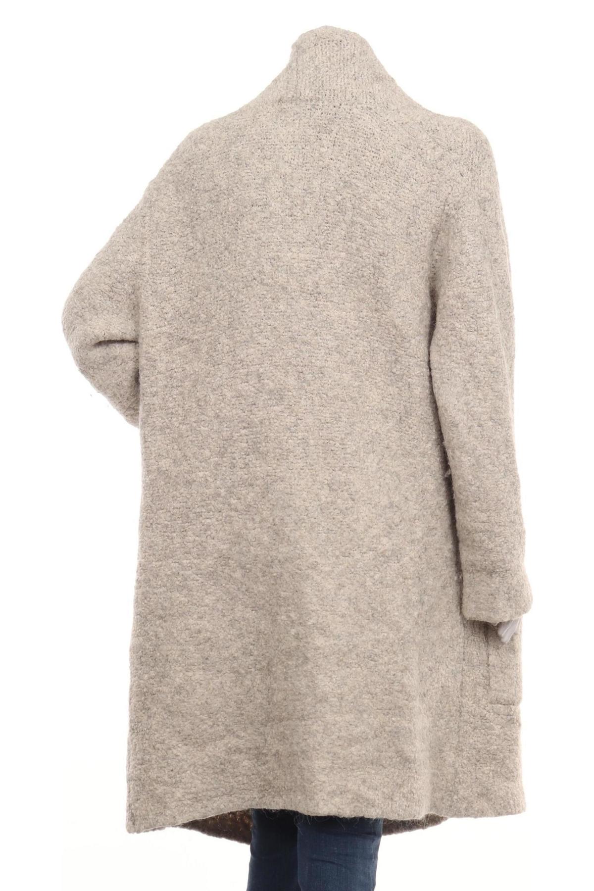 Жилетка COMMA,2