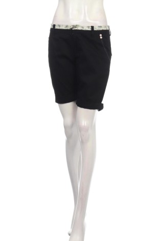 Pantaloni scurţi ATTR@TTIVO