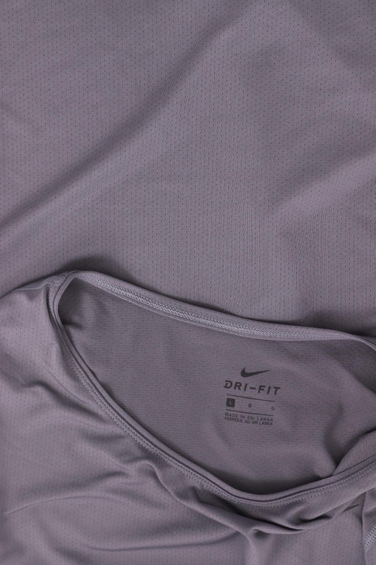 Спортна тениска NIKE3