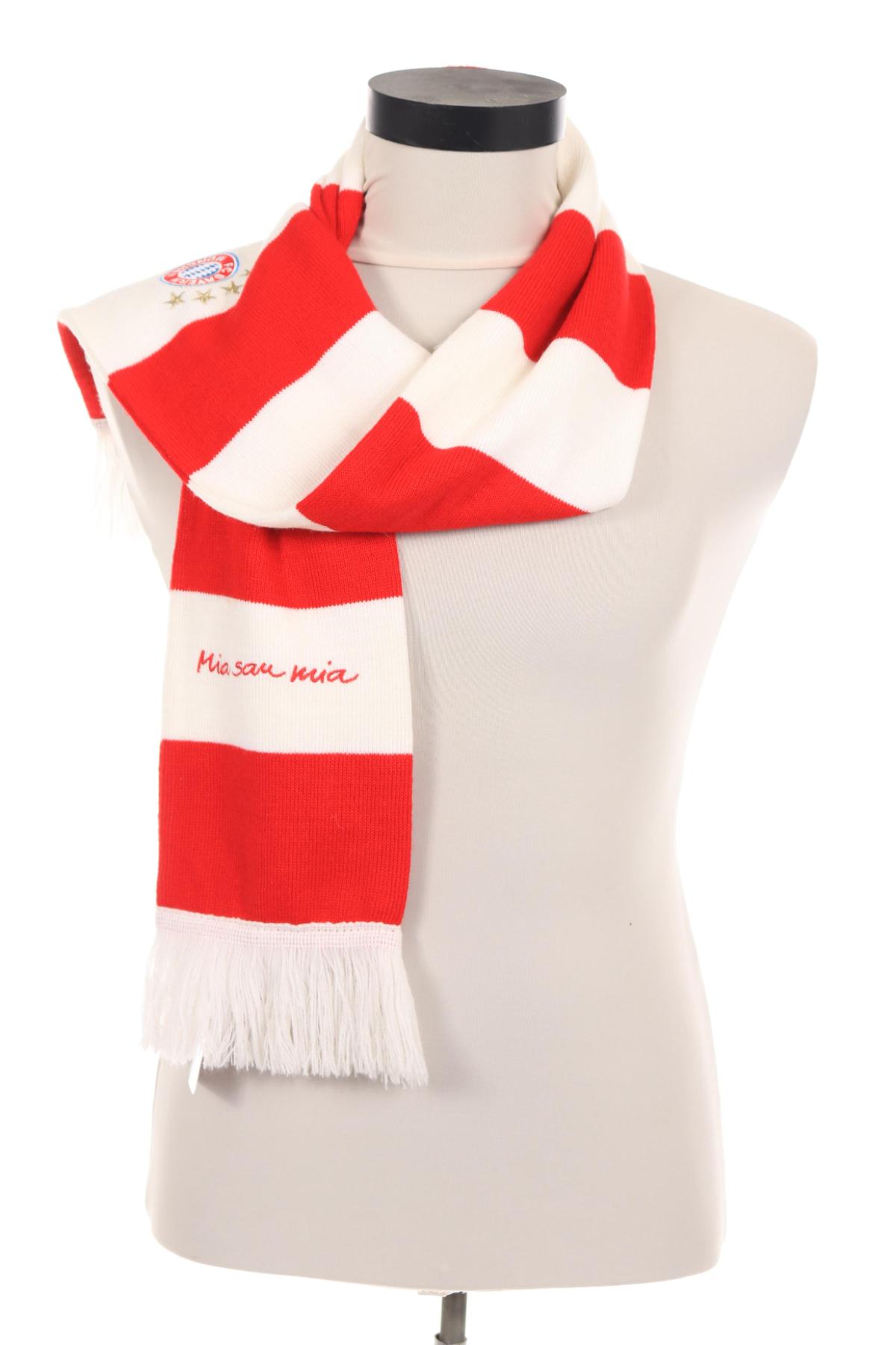 Шал FC BAYERN MUNCHEN1