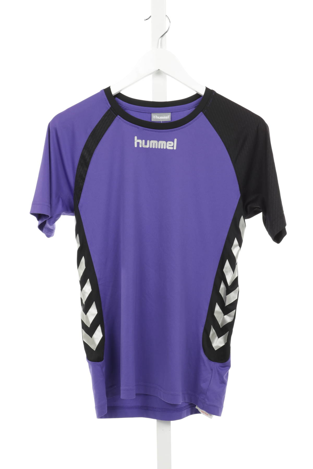 Детска футболна тениска HUMMEL1