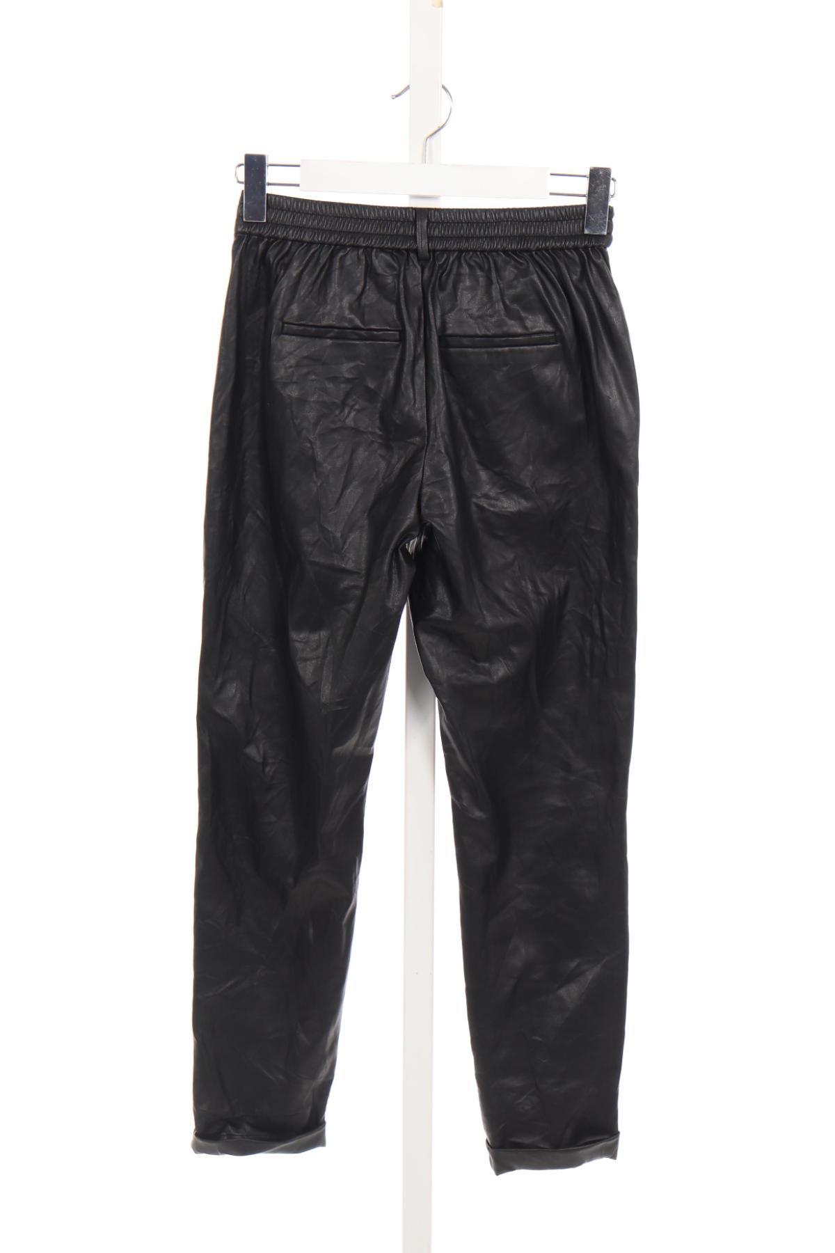 Кожен панталон VERO MODA2