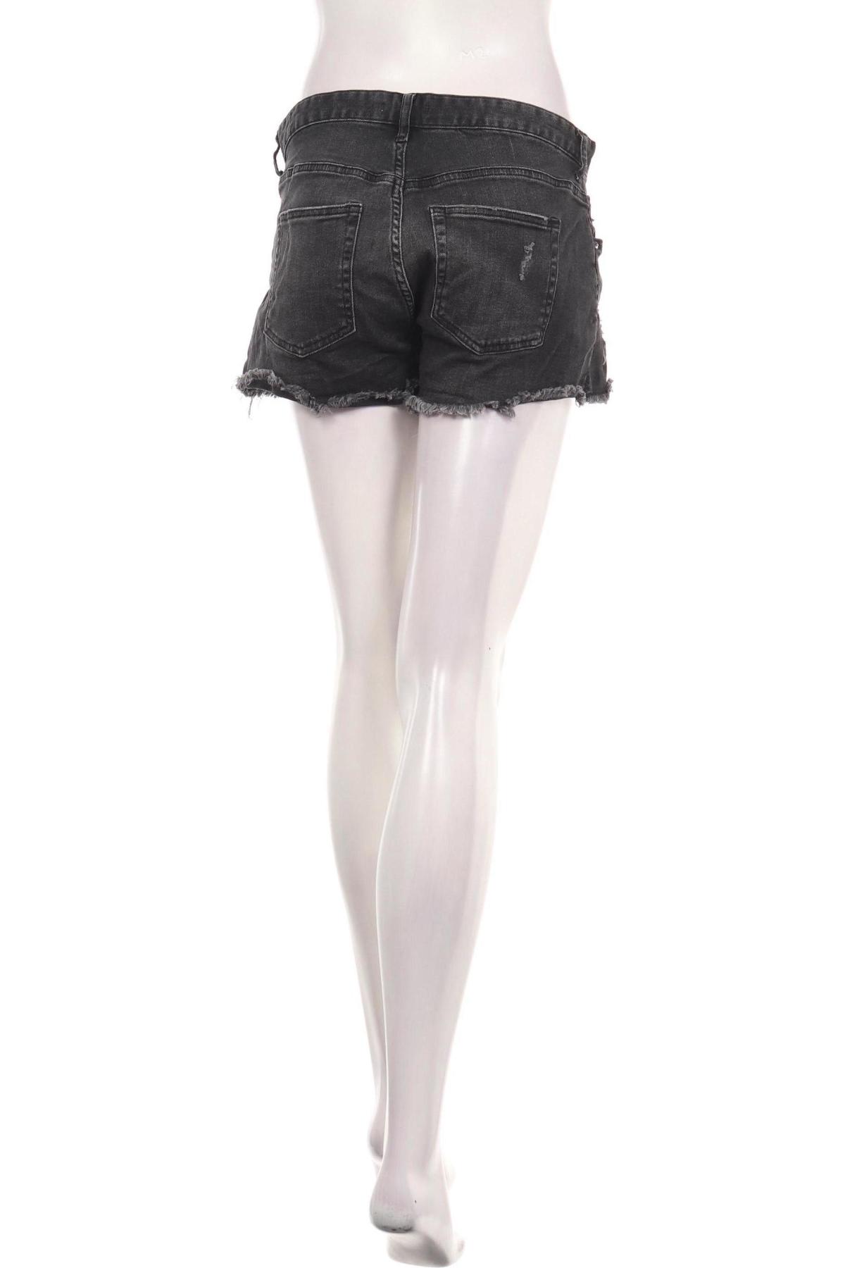 Къси дънки H&M2