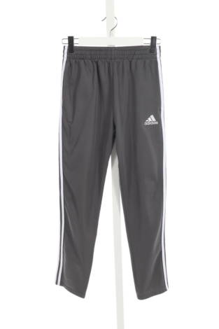 Детско спортно долнище Adidas - Mania Детско спортно долнище Adidas
