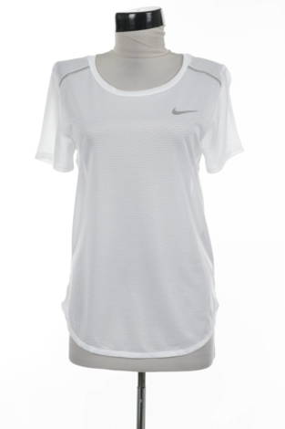 Спортна тениска NIKE - Mania Спортна тениска NIKE